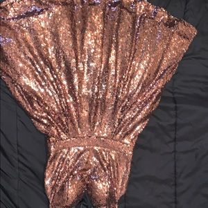A Windsor sequin rose gold cocktail dress